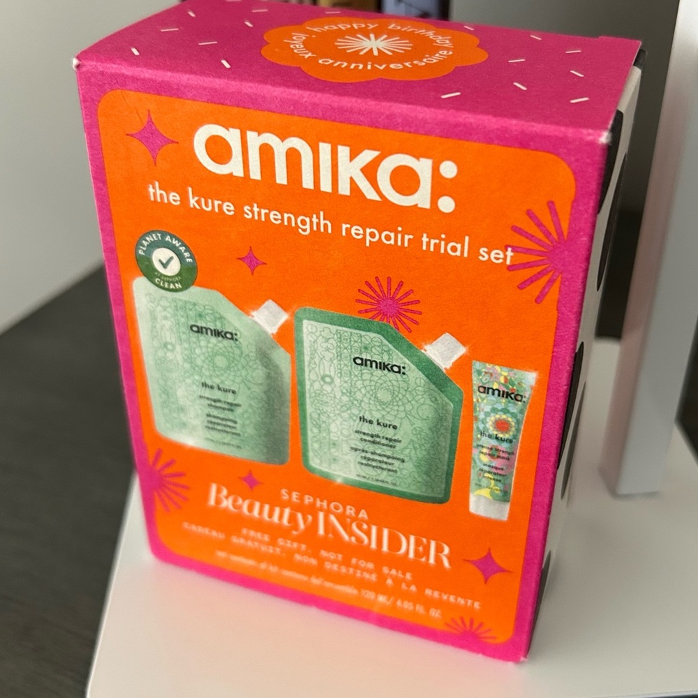 Amika The Kure Strength Repair Trial Set.
